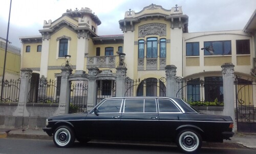 Costa-Rica-Limo-LWB-LANG-300D-Casa-Jimenez-Art-Nouveau-style-buildingc4ef992d9d76a9e5.jpg
