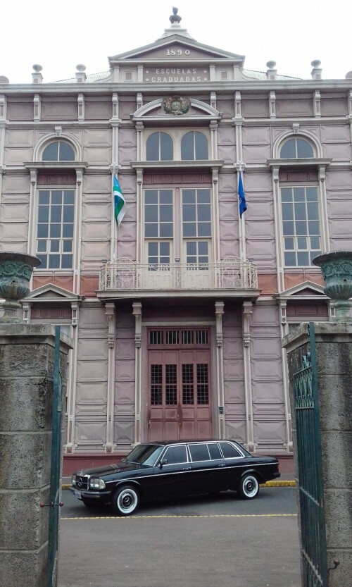 Escuela-Buenaventura-Corrales-Bermudez-COSTA-RICA-LIMOSINA64812d2db64ff9b0.jpg